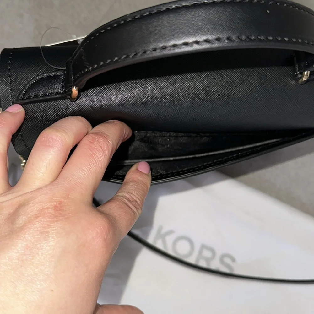 Michael Kors Grace MD TH Satchel black handle or cross body